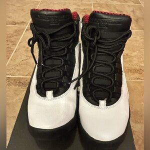 Jordan Retro 10